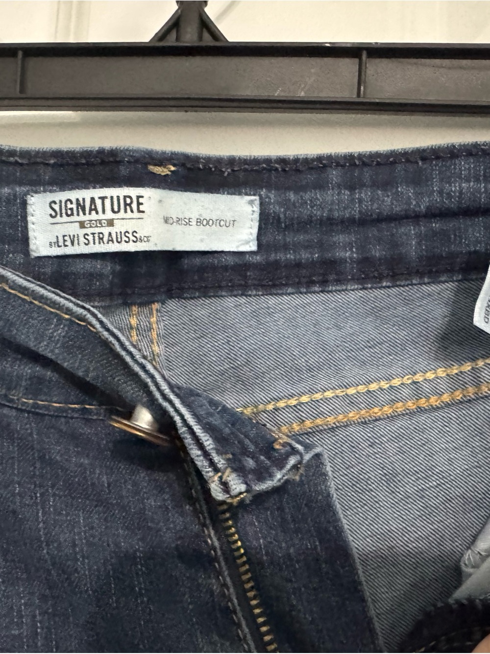 Bundle of Signature by Levi Strauss Women’s Blue Bootcut Jeans - Picture 6 of 11
